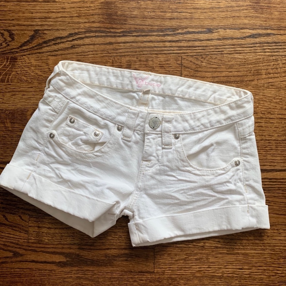 Bebe jean shorts - Picture 2 of 7
